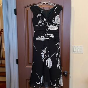 Jones New York Vintage 100% Silk Dress